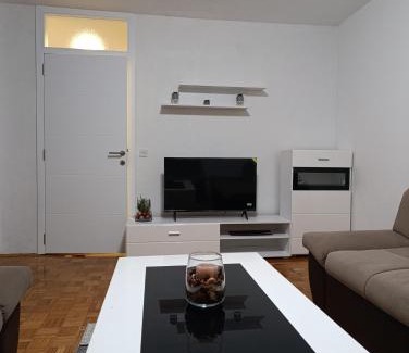 Zivinice Apartment | Apartman Bulevar Živinice
