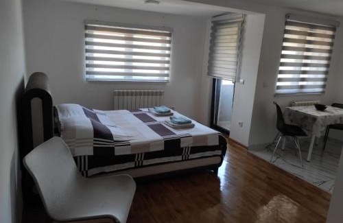Zvezdara Apartment | Apartman Dami