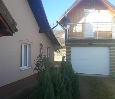 Vrdnik Apartment | Apartman Darija