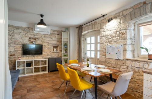 Prkacini Apartment | Apartman Genio