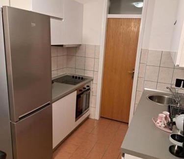 Canton 10 Apartment | Apartman Greta