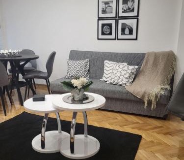 Novi Sad Apartment | Apartman Innocence Sajam