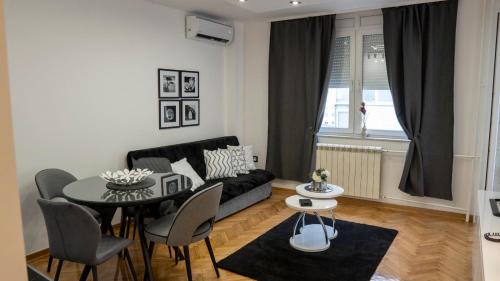 Novi Sad Apartment | Apartman Innocence Sajam