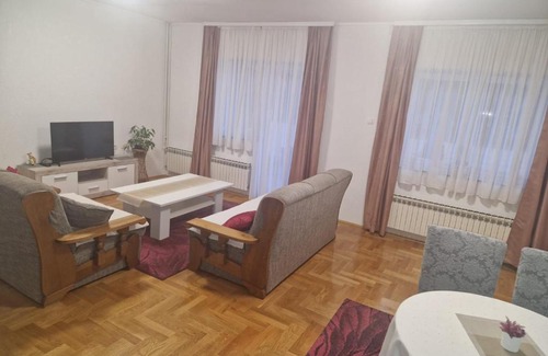 Canton 10 Apartment | APARTMAN Iva