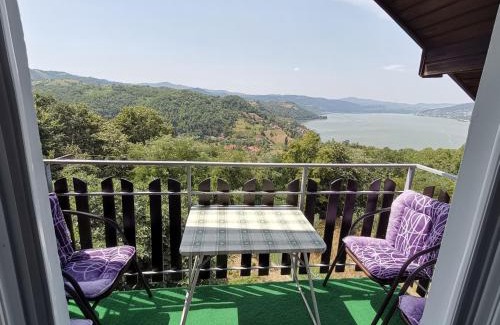 Donji Milanovac Apartment | Apartman Jaredić - Private Accommodation, Privatni Smeštaj