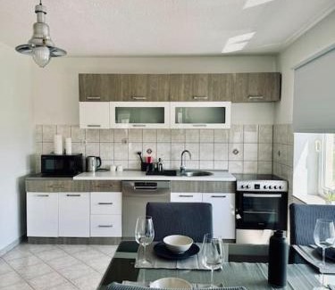 Canton 10 Apartment | Apartman Latice