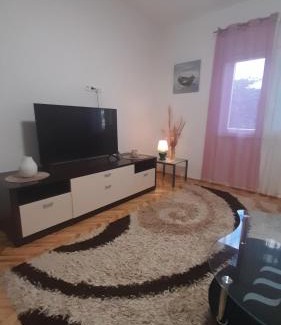 Mejasi Apartment | Apartman Luka
