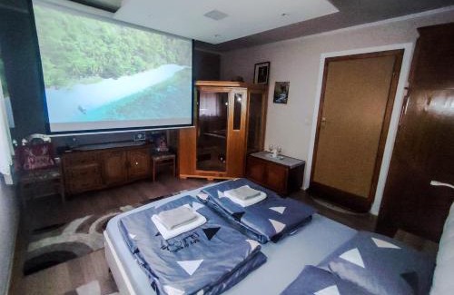 Canton 10 Apartment | Apartman Magic Sauna,Jakuzzi,Kino