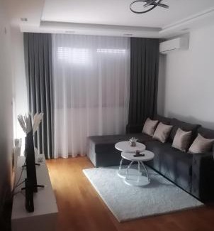 Ruma Apartment | Apartman Maja