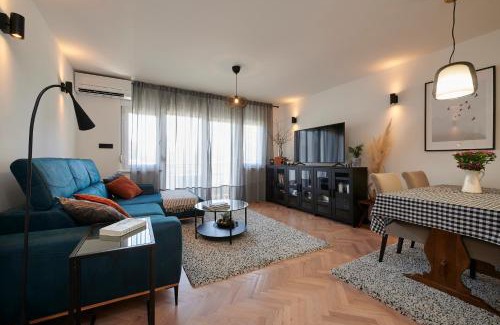 Trogir Apartment | Apartman Miro - center of Trogir