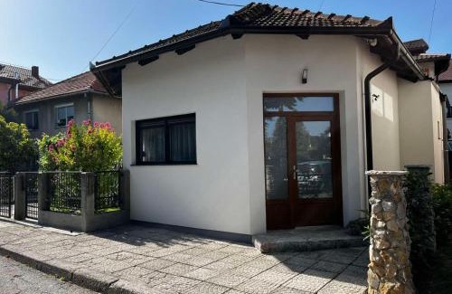 Mali Radic Apartment | Apartman Orhideja