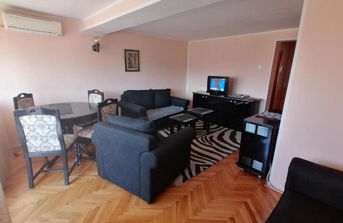 Pirot Apartment | Apartman Sweet Home