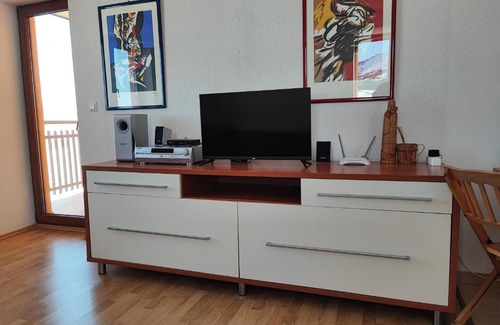 Canton 10 Apartment | Apartman Tea