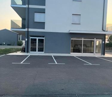 Skatari Apartment | Apartman TINI 4