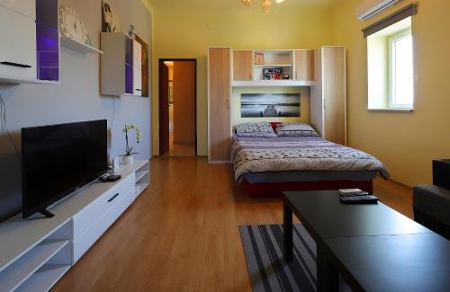 Rijeka Apartment | Apartman Vito