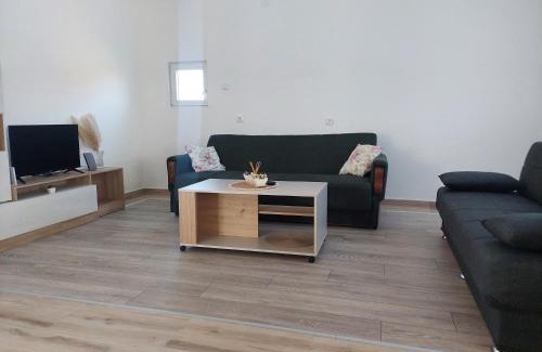 Rakari House | Apartmani Agape