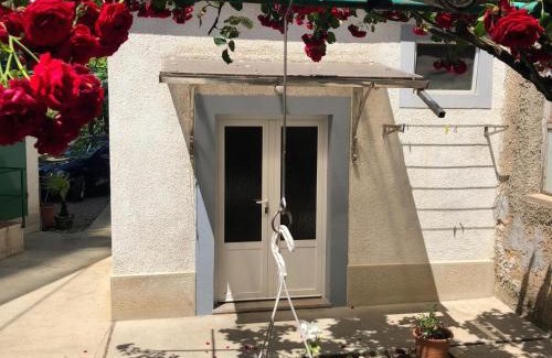 Ika Apartment | Apartmani Banina