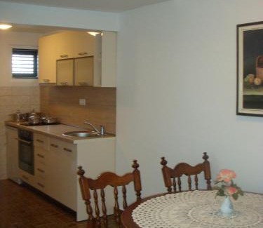 Przno Apartment | Apartmani Dragović