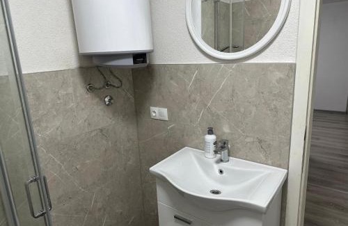 Canton 10 Apartment | Apartmani Dzebo
