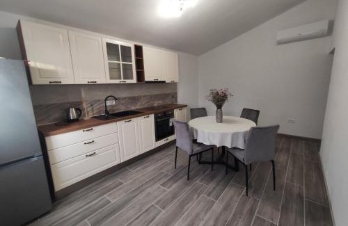 Zaklopatica Apartment | Apartmani Lešić Zaklopatica