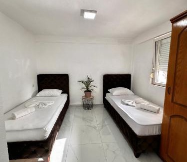 Bregvija House | Apartmani Medovic