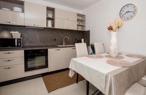 Rab Apartment | Apartmani Mery
