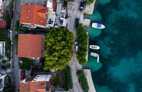 Zaboric Apartment | Apartmani Mima - Shoreline house