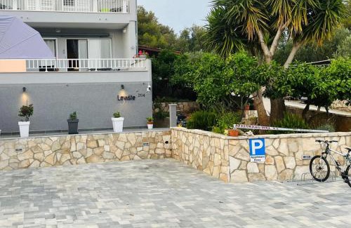 Loviste Apartment | Apartmani Roxy