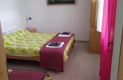 Prcanj House | Apartmani Sara