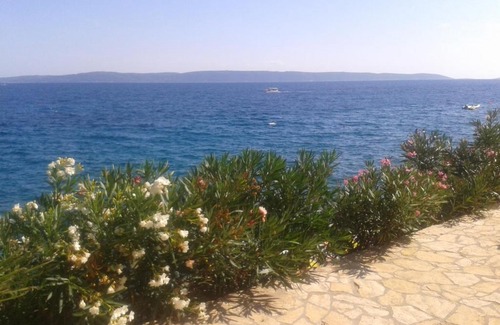 Businci Apartment | Apartmani Svalina - Seaview and 130m from Beach
