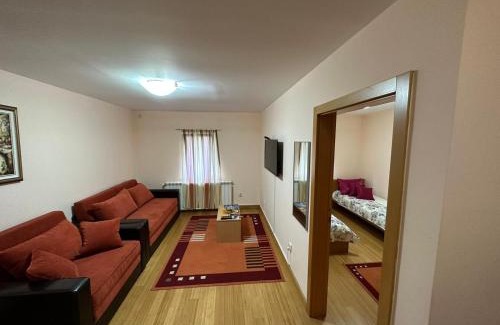 Trstenik Apartment | Apartmani Ušće