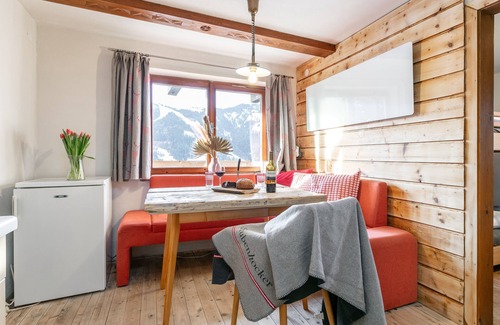 Hopfgarten im Brixental Apartment | Apartment in a rustic and cosy mountain hut