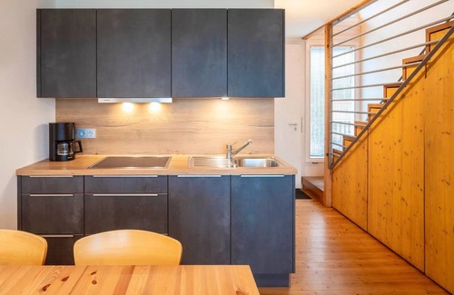 Kressbronn Apartment | Apartment '5' with Lake View, Private Terrace and Wi-Fi