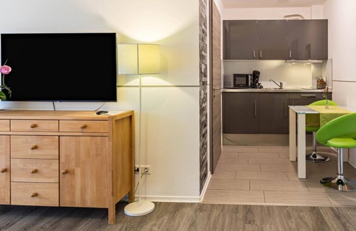 Rielasingen-Worblingen Apartment | Apartment 2 in Apartment House “Aach Apart” near Lake Constance with Wi-Fi & Balcony