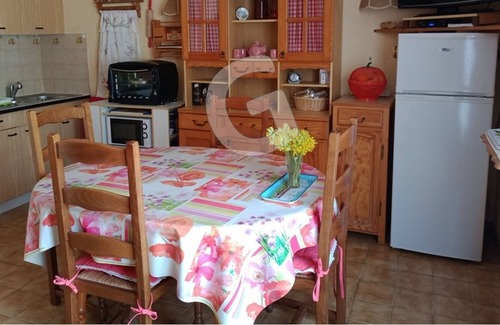 Saint-Vincent-sur-Jard Apartment | Apartment Saint-Vincent-sur-Jard, 1 bedroom, 3 persons