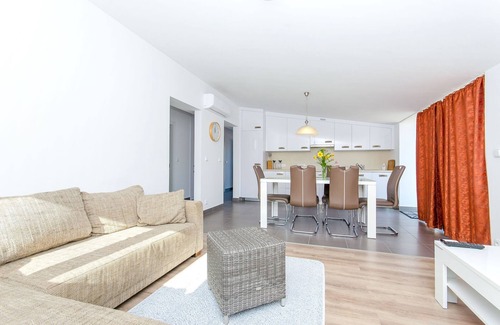 Stomorska Apartment | Apartments Drazen (59221-A6) - Stomorska - island Solta