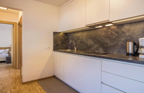 Mareo Apartment | Apartment "Rosalpina 4" in the Middle of the Ski Area with Mountain View, Wi-Fi & Balcony
