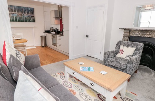 Dartmouth Cottage | APARTMENT 1 @ 22 FOSS STREET, pet friendly in Dartmouth