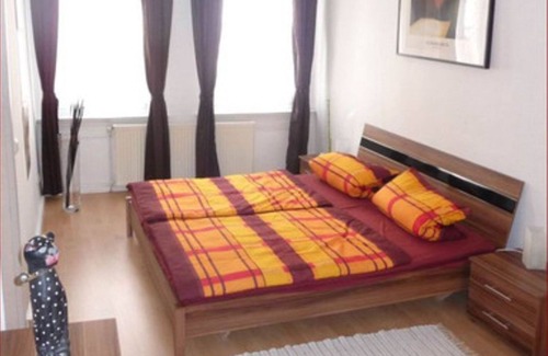 Erfurt Old Town Apartment | Apartment 1 Marguerite/. 1 OG - apartments in the house to golden Schaar