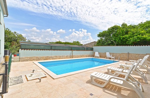 Pula Apartment | Apartment 100/191 (Istria - Stinjan), 1000m from the beach