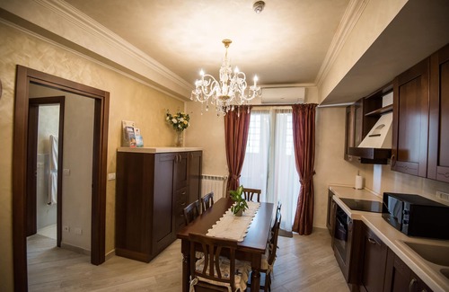 Constanta Apartment | Apartment 100 sq on Black Sea cost, totally furnished