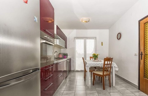 Vintijan Apartment | Apartment 1366/15971 (Istria - Pula), 1500m from the beach
