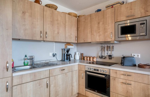 Schonach im Schwarzwald Apartment | Apartment '160, 80qm' with Mountain View, Pool and Wi-Fi
