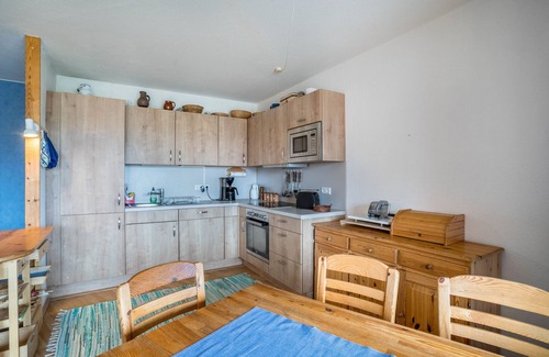 Schonach im Schwarzwald Apartment | Apartment '160, 80qm' with Mountain View, Pool and Wi-Fi