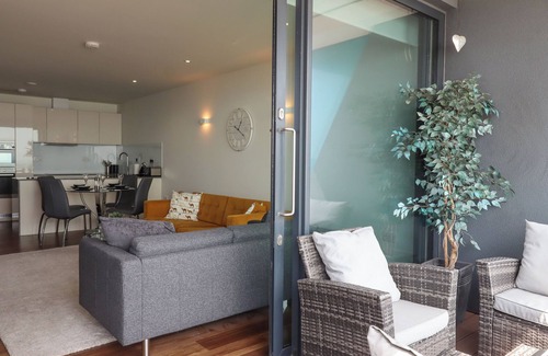 Torquay City Centre Cottage | APARTMENT 17 ABBEY SANDS in Torquay