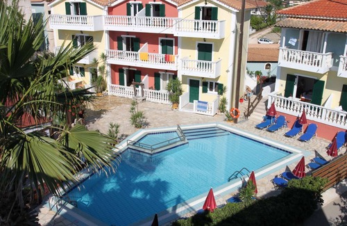 Agios Sostis Apartment | Apartment 18 right on the water