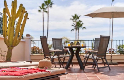 Nerja Apartment | Apartment 1st line Burriana Nerja