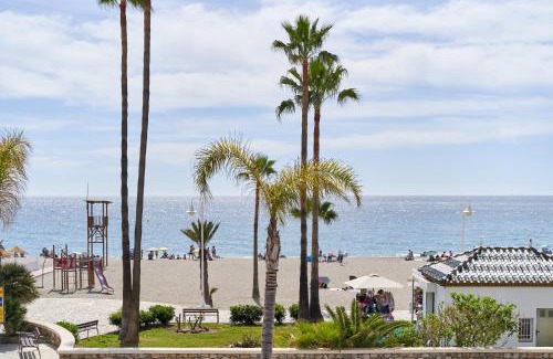 Nerja Apartment | Apartment 1st line Burriana Nerja