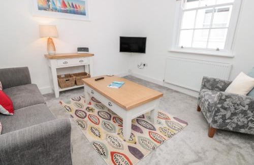 Dartmouth Apartment | Apartment 2 22 Foss Street