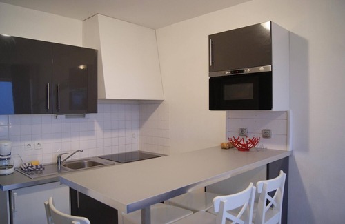 Trevou-Treguignec Apartment | Apartment 2-6 pers panoramic sea views, beach 50m